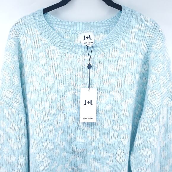 John+Jenn Cozy Modern Streetwear Soft Pastel Blue Animal Knit Pullover Sweater M - Picture 3 of 14